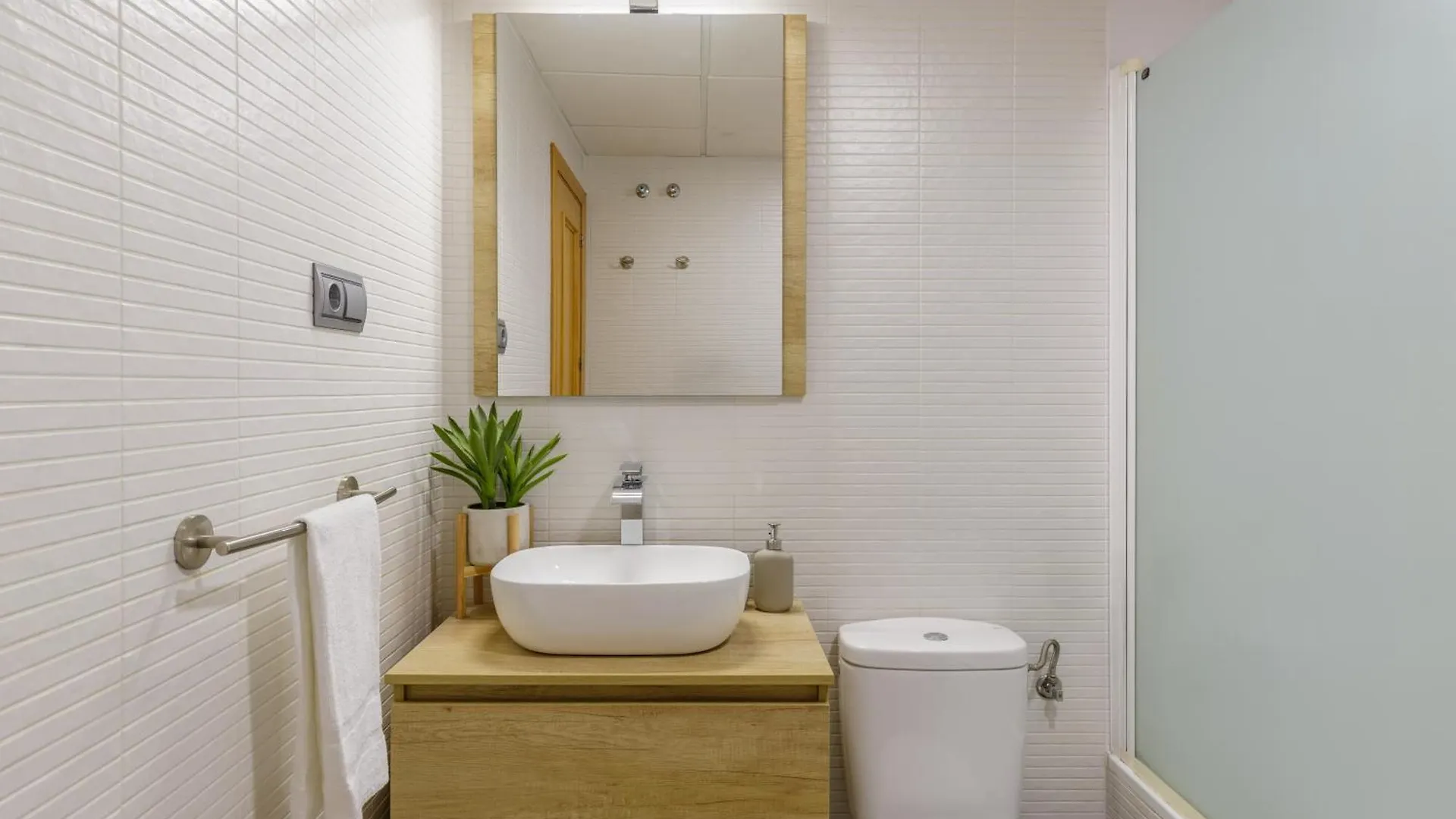 Living4Malaga High Street 20 Apartment
